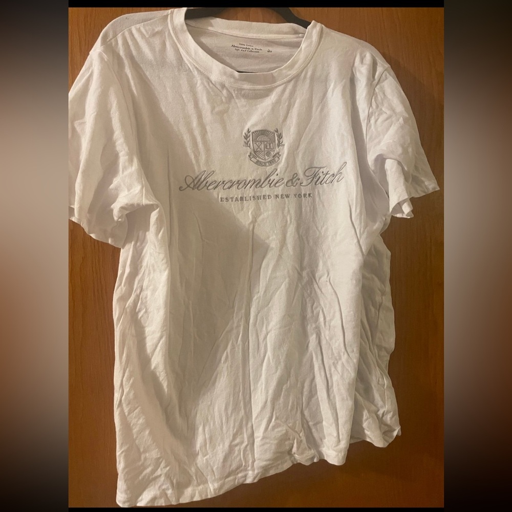 Abercrombie tee
